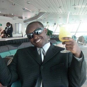 Meet your Posher, Earnest