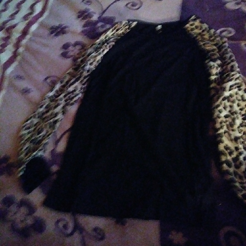 Long sleeve black & leopard print blouse(new)