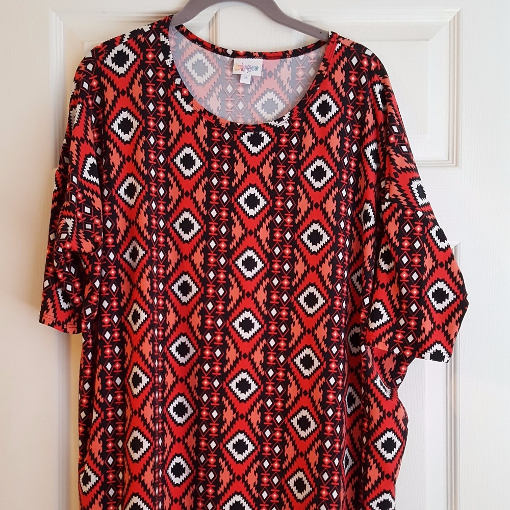 LuLaRoe Irma Tunic - Size M(12-14) - New with Tags