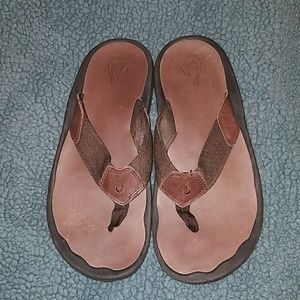 OluKai Mens 12 Leather Flip Flops