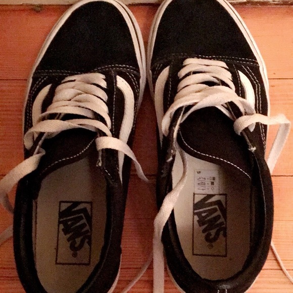 Vans Shoes - Vans Old Skools