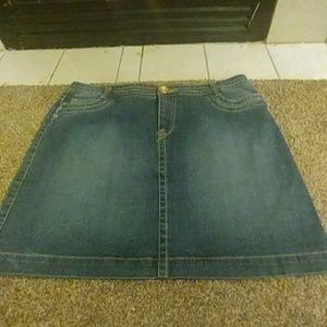 Jessica Simpson blue denim skirt