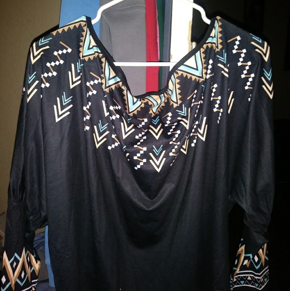 Off the shoulder long sleeve blouse(new)