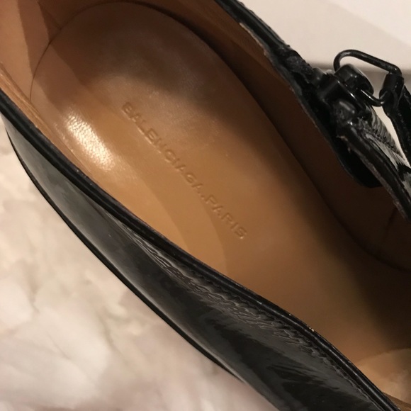 Balenciaga Black Patent Leather Open Toe Size 37 - Picture 3 of 8