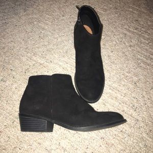 Black H&M booties