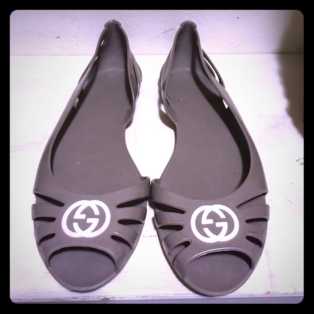 Gucci marola jelly flats grey