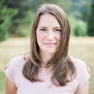 Meet your Posher, Laura b