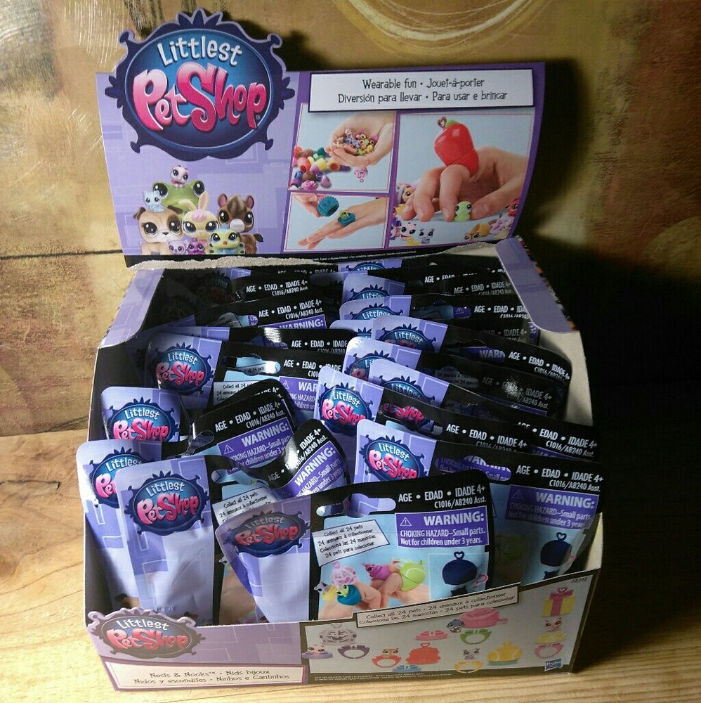 LPS Littlest Pet Shop New Blind Bag Lot of 20 Toys