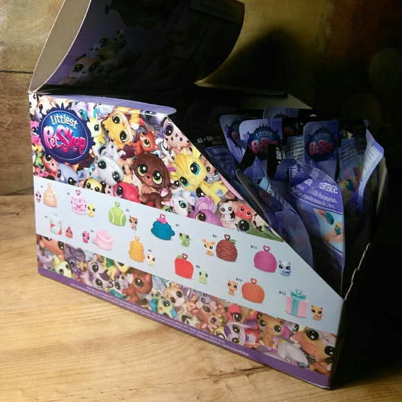 LPS Littlest Pet Shop New Blind Bag Lot of 20 Toys - Picture 2 of 4
