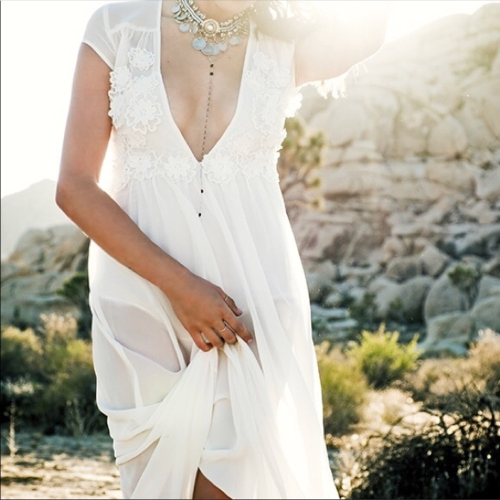 Still ISO this for love and lemons dress in M