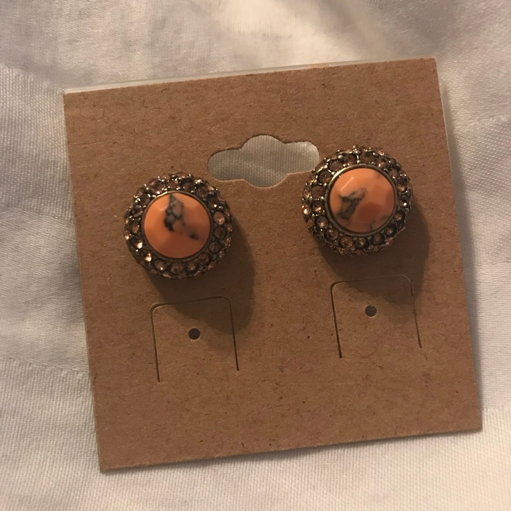 Chloe&Isabel Retro Pave Coral Studs