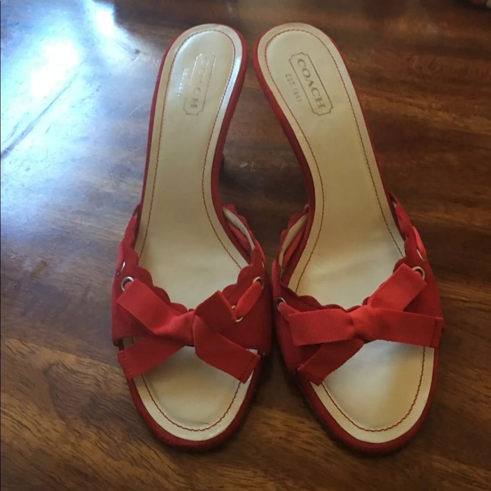 Coach heeled sandals size Usa 9.5