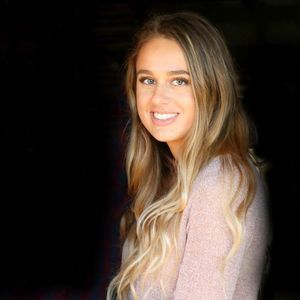 Meet your Posher, Sienna