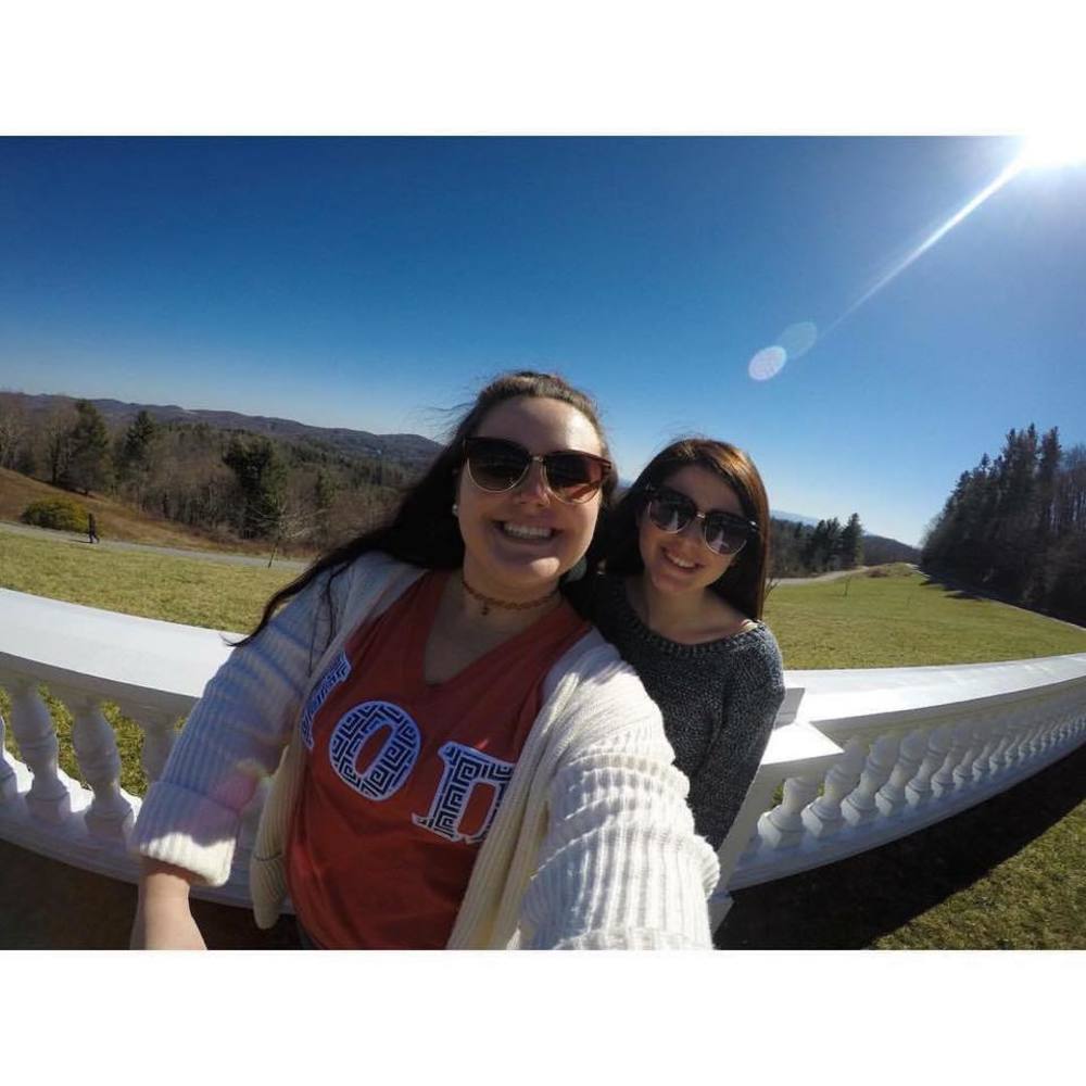 Meet your Posher, Hannah