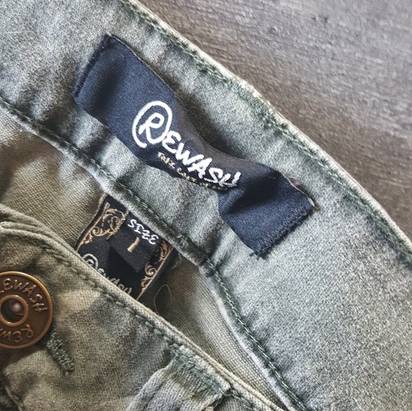 Camo Faded Rewash Skinny Pant - Picture 3 of 3