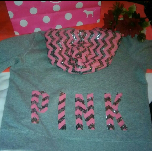 PINK Victoria's Secret Tops - ❤☺HTF! VS PINK ZIGZAG SUPER BLING HOODIE☺❤