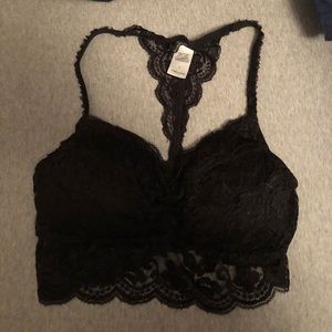 Maurice’s black lace bralette