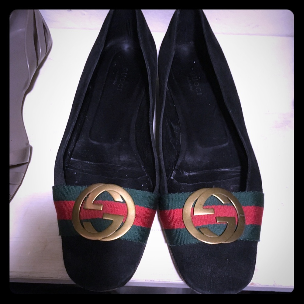 Gucci suede GG flats