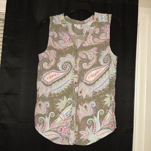 Sleeveless button up size-small