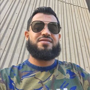 Meet your Posher, Ahmed