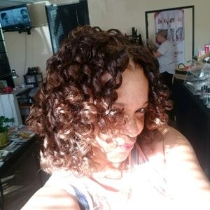 Meet your Posher, Christine