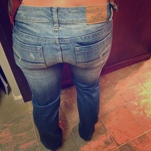 Light wash, “Skinny 77” jean