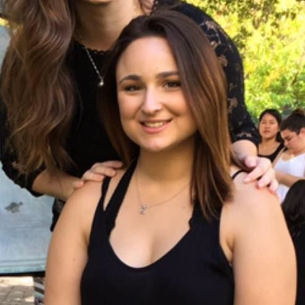 Meet your Posher, Serafina