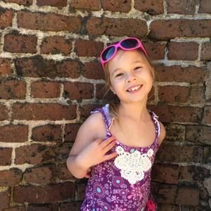 Meet your Posher, Cat-thee