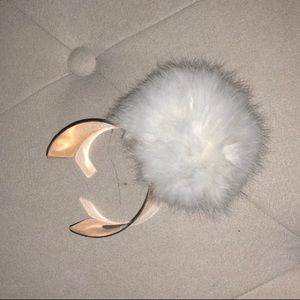 Pom Pom Cuff