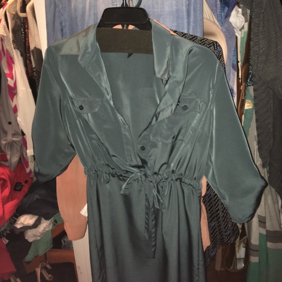 Dress - Picture 2 of 3