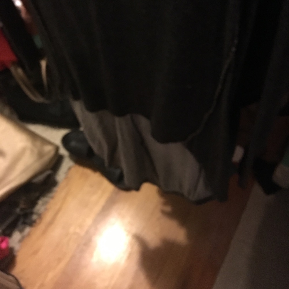 Sweater - Picture 2 of 4