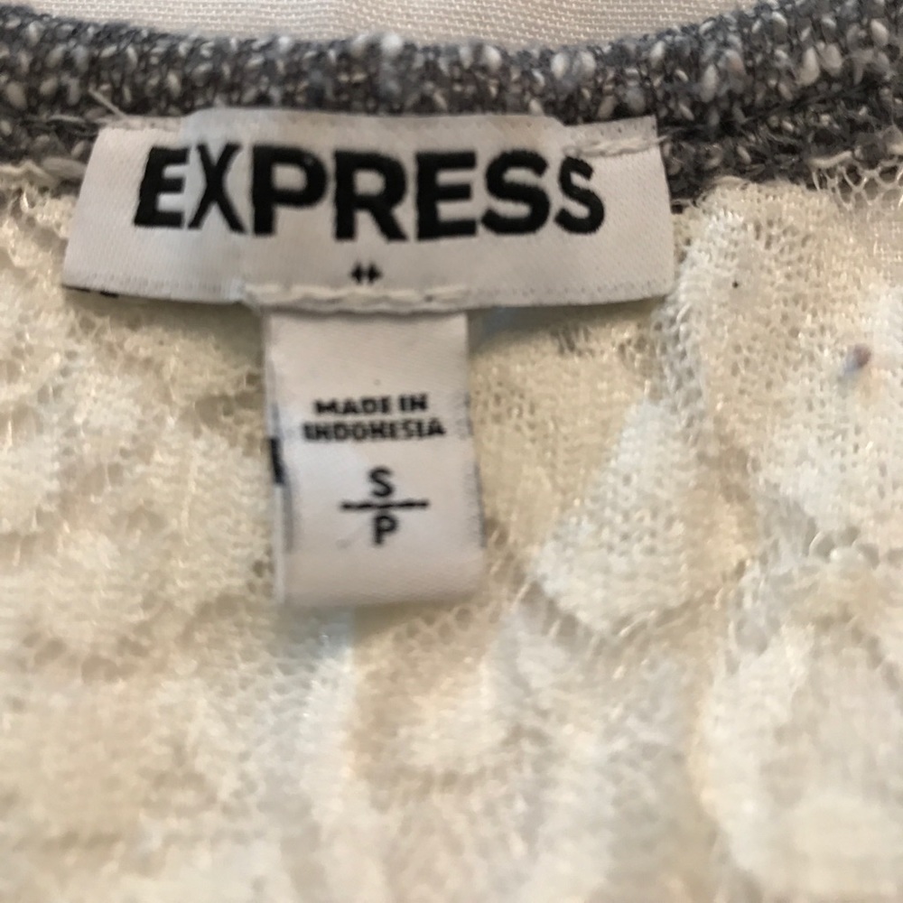 Express Sweater - Picture 5 of 5