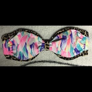 Victoria’s Secret Bikini top Size Medium