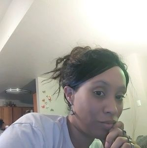 Meet your Posher, Tabitha