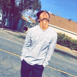 Meet your Posher, Enrique