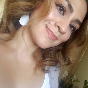 Meet your Posher, Adriana