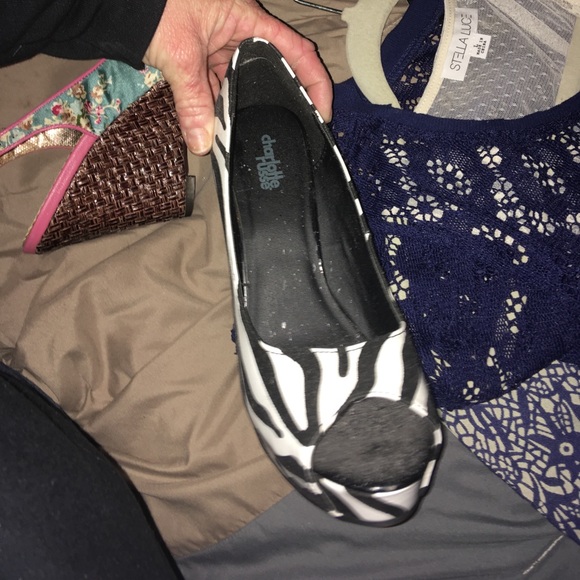 Heels - Picture 2 of 5