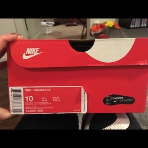 Brand New - Never worn Nike Tanjun SE