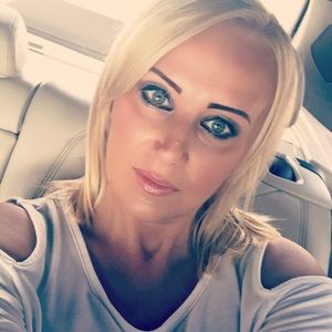 Meet your Posher, Karina