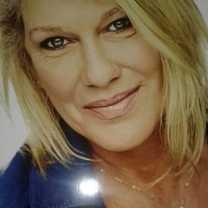 Meet your Posher, Robin