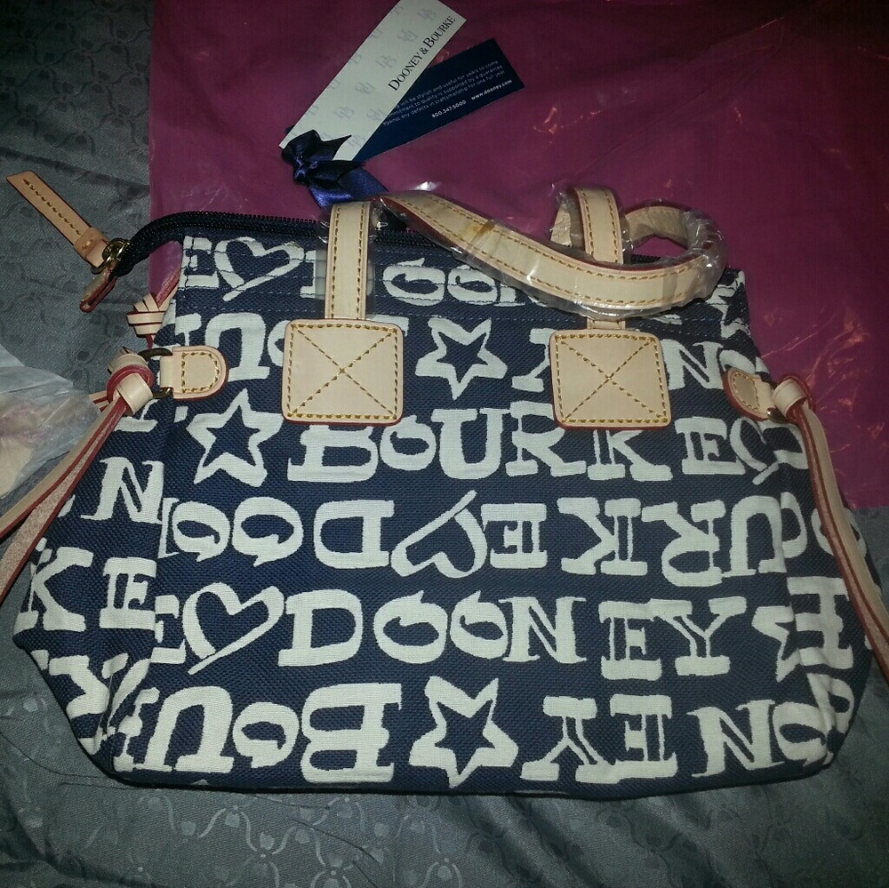 New Dooney & Bourke