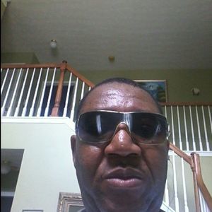 Meet your Posher, Derick