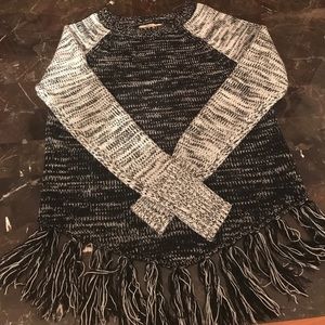 Never worn Hollister Sweater