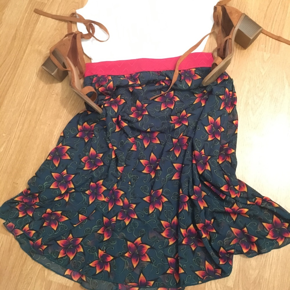 Nwot lola skirt