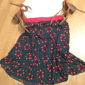 Nwot lola skirt