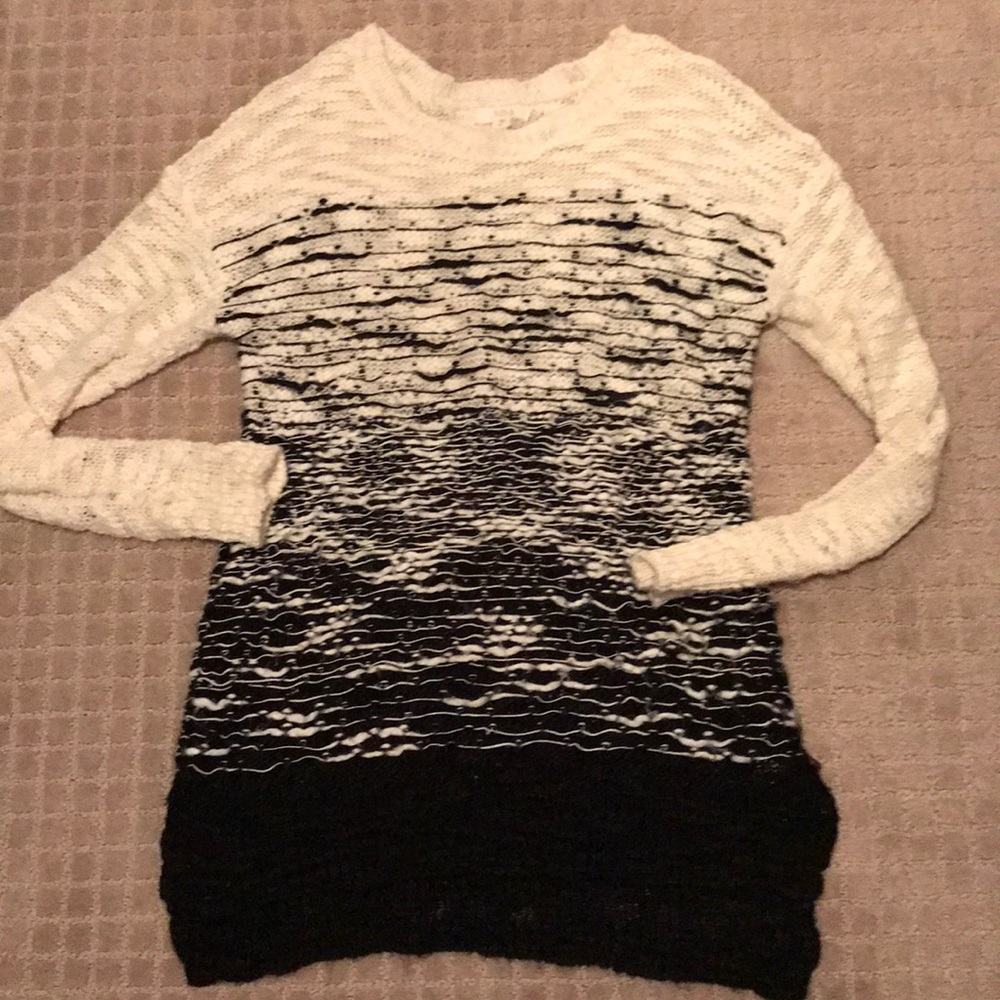 Knit tunic