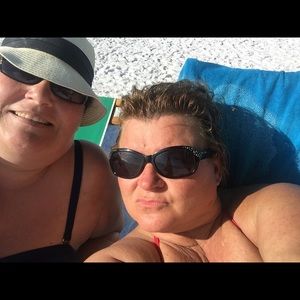 Meet your Posher, Pam