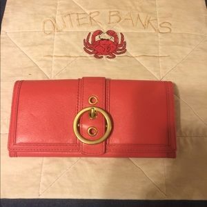 Coach coral/salmon leather wallet excellent cond