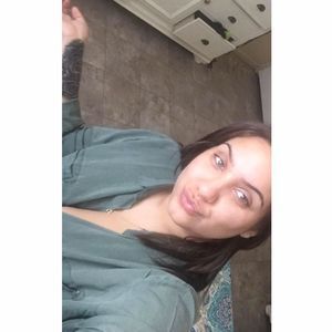 Meet your Posher, Cynthia