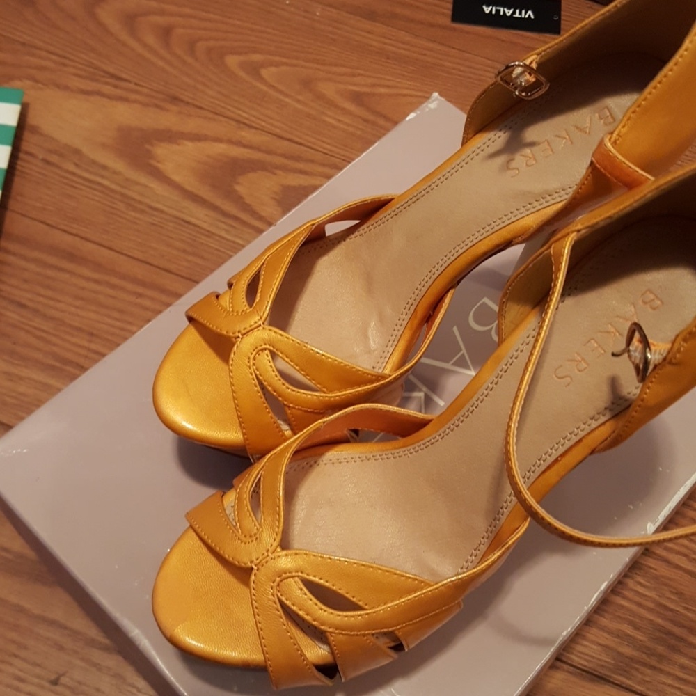Golden Beautiful Shoes